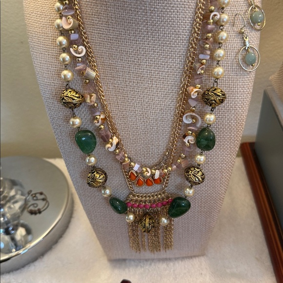 Come dig with me. Unlisted gorgeousness in every price range. - Picture 9 of 17